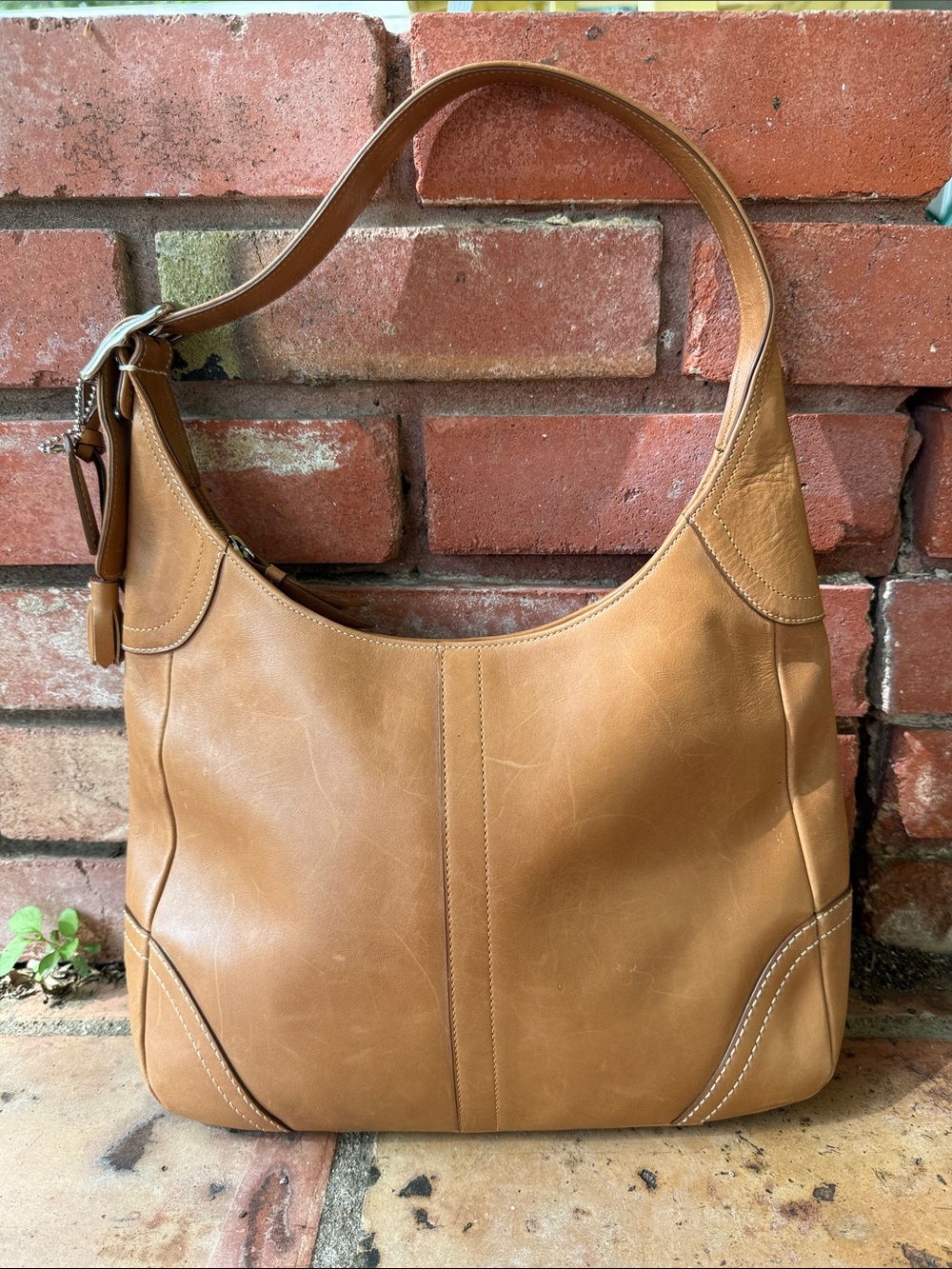 Vintage Coach British Tan Hamilton Hobo - Style F10280